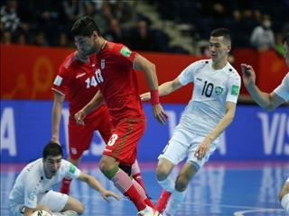 اصغری‌مقدم: دفاع انفرادی و تیمی تیم ملی فوتسال مشکل‌ساز بود، بازیکنان پخته‌تر بازی کنند/ نباید به قزاقستان فضا بدهیم