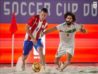 گزارش تصویری از بازی تیم های ملی فوتبال ساحلی ایران و پاراگوئه
