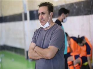 سرمربی کراپ الوند: مسئولین باید نگاه ویژه ای به فوتسال داشته باشند/ تمام تیم ها بلاتکلیف اند
