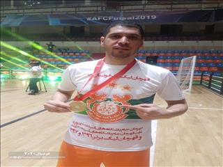 آقای گل تمدید کرد