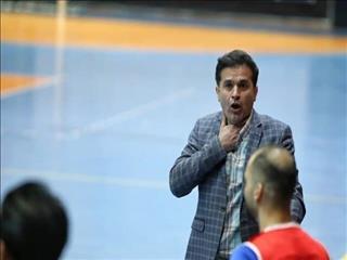سرمربی تیم فرش آرا: بازی های فوتسال پخش زنده شود