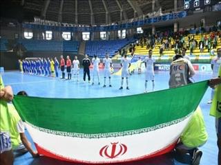 دیدار دوستانه فوتسال/ میزبانی یوز‌های ایرانی از سامورایی‌ها در شیراز