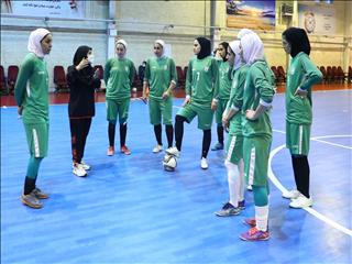 ایران در اولین دیدار برابر ازبکستان قرمز می پوشد
