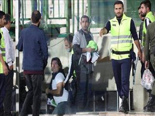 جنجال دوباره ساپینتو این بار با لگد به در اتاق فیلمبرداران