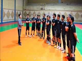 سرمربی سابق تیم ملی در کلاس مربیگری+ تصاویر