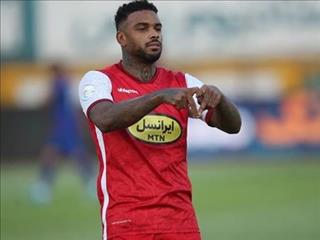 ترک فرودگاه از سوی لوکادیا/ شماره 4 به پرسپولیس برمی‌گردد؟!