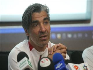 شمسایی:هیچ بازیکنی را از تیم ملی کنار نگذاشتیم؛ همه باید به فوتسال کمک کنیم/ کارمان برای تغییر نسل سخت است