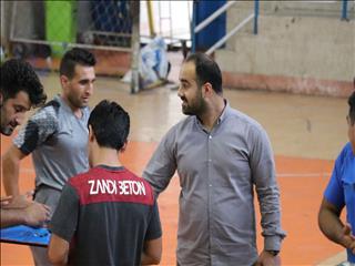 مدیرعامل تیم فوتسال زندی‌بتن: به هیچ عنوان در لیگ برتر شرکت نمی‌کنیم
