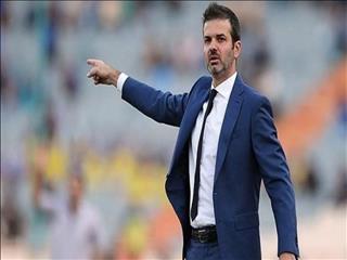 استراماچونی پنجره استقلال را بست
