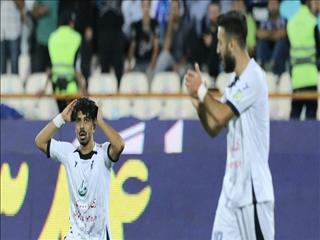 هافبک پیکان: مقابل استقلال زیبا دفاع کردیم/ از برنامه ریزی سازمان لیگ تعجب می‌کنم