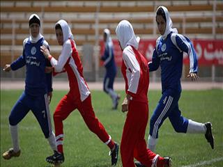 پرسپولیس تیم فوتبال بانوان و چوگان تشکیل می‌دهد