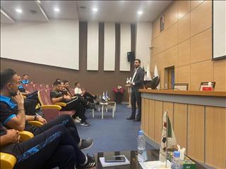 بی توجهی فدراسیون به برگزاری کلاس پیش فصل داوران /کامیانی و مرادی جور همه را کشیدند