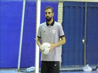 صادقی به ستاره بوتیا پیوست
