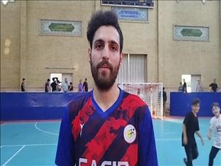 فرزانیان: در زمین سفیر حریفان باید ۳ امتیاز را بدهند