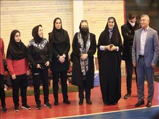 پیگیری تمرینات فوتسال دختران با مسئولین کمیته بانوان