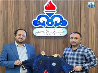 تمدید قرارداد سرمربی پالایش نفت اصفهان