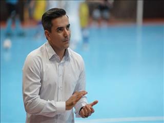 کشاورز: بچه‌های فوتسال ایران در شرایط سخت بهتر کار می‌کنند