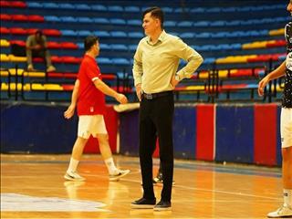 چالش‌های پنهان در بهشتی‌سازه؛ چرا فرهاد کشاورز در اوج تیم را ترک کرد!