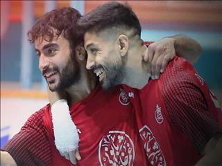 دلسوختگان همچنان محکم و استوار در صدر/پیروزی وفاشمش مقابل تیم متمول زنجانی/روزهای خوب پاس تهران با دل انگیز/برد ارزشمند دائم پناه در همدان