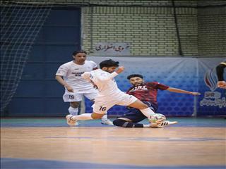 تصاویری از دیدار پالایش نفت اصفهان و گهر زمین سیرجان