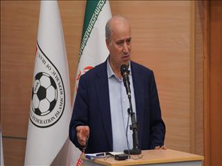 اتمام حجت تاج با بانوان فوتسالیست: باید قهرمان شویم